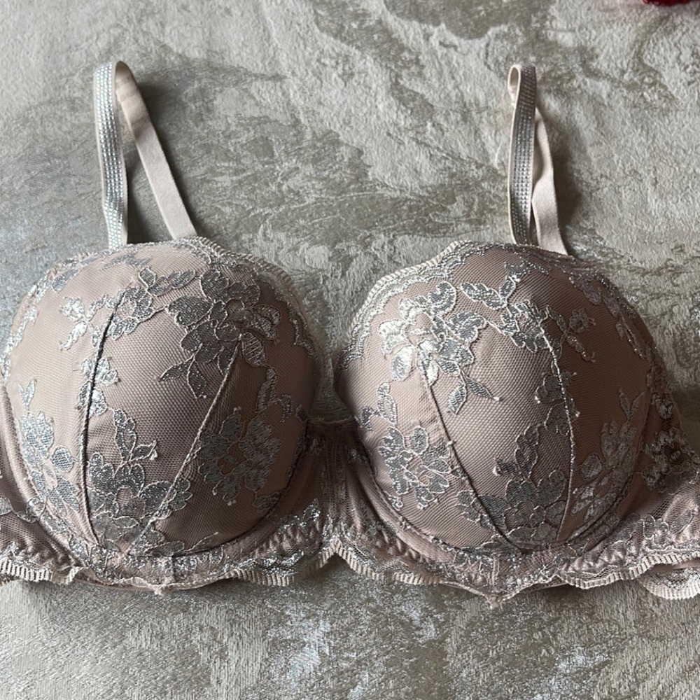 New Victoria’s Secret dream Angels bra